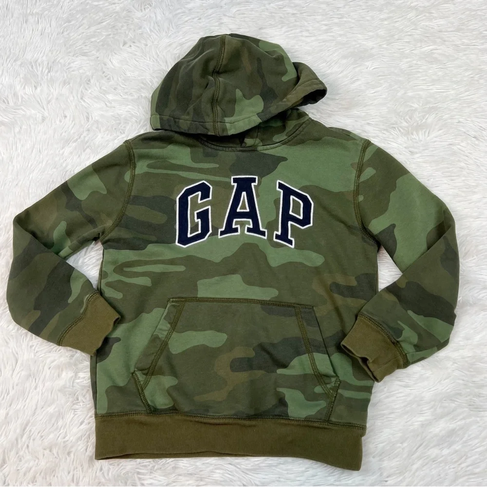 Gap boy’s long sleeve camouflage pullover hooded sweatshirt green‎
